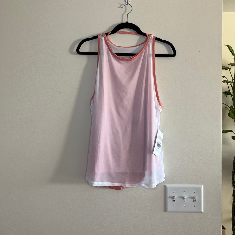 Fabletics Aubrey Tank in Pink and White
